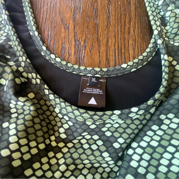 Balance Athletica Ascend Top Viper Print - Picture 5 of 9